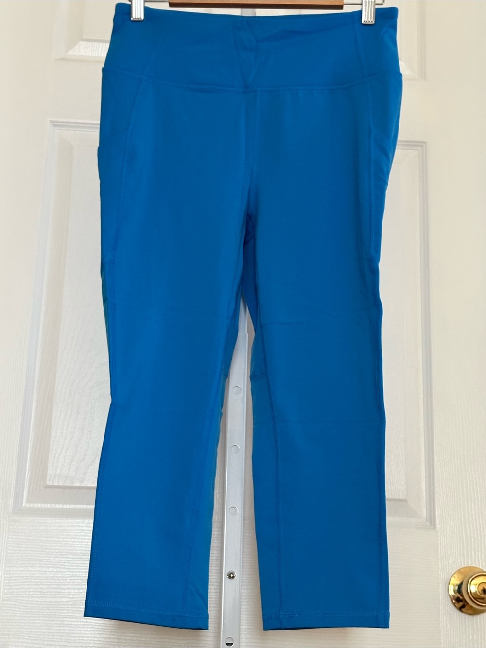 NWOT Tek Gear Shapewear Blue Athletic Crop Leggings large